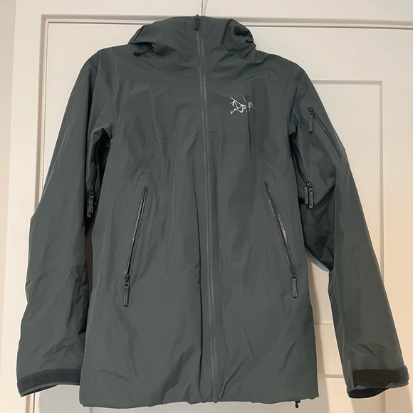 EUC ⛷️ Arc’teryx Shashka IS Women’s Ski Jacket Small Paradox - Picture 2 of 16